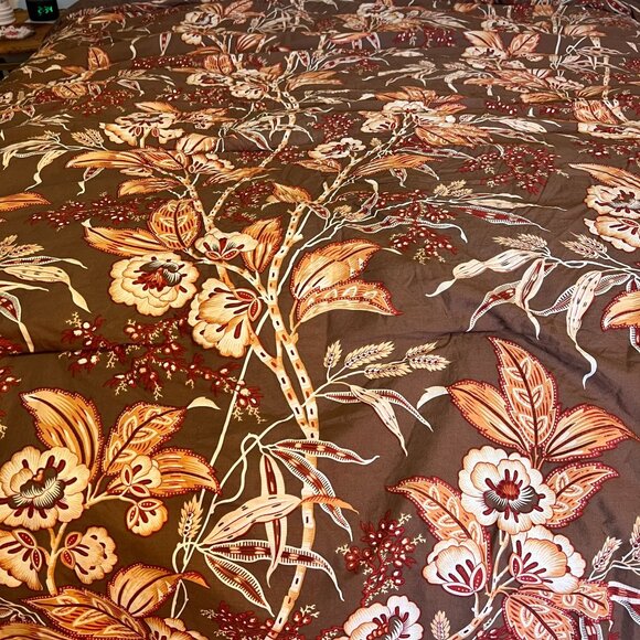 Martha Stewart Queen Size Floral Comforter Floral Print Comforter In Earthy Tone - Picture 9 of 14